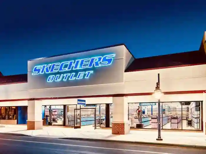 New Skechers Outlet Opens In Evergreen Plaza