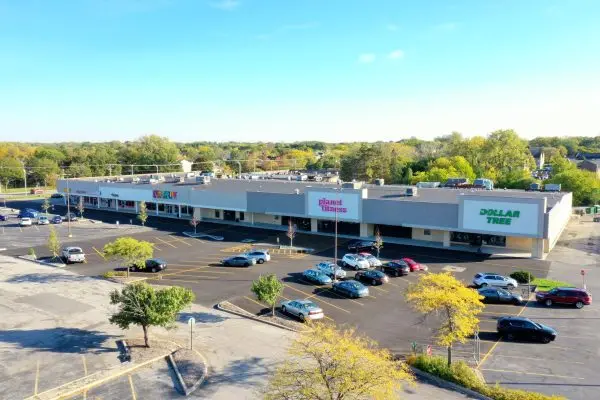 SHOPPES OF MEADOWBROOK